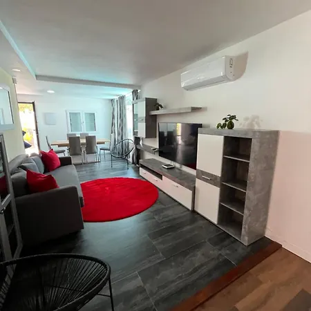 Вилла The Yumbo Pearl Плайя-дель-Инглес